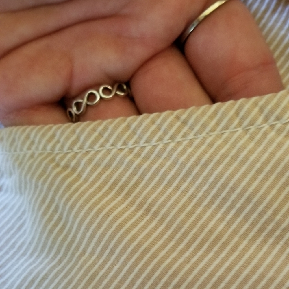 Stripped shorts - Picture 2 of 4